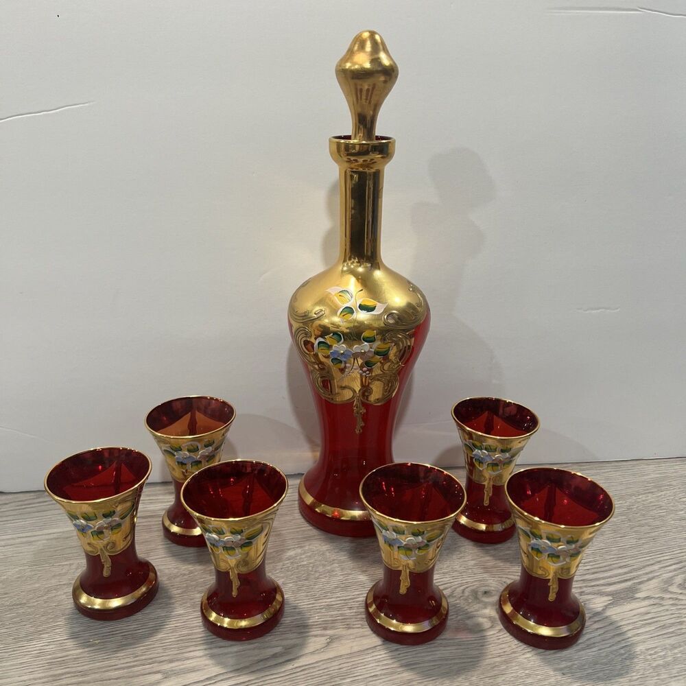 Ruby Red Glass Decanter with Stopper & 6 Matching Glasses – Gold Floral Detail